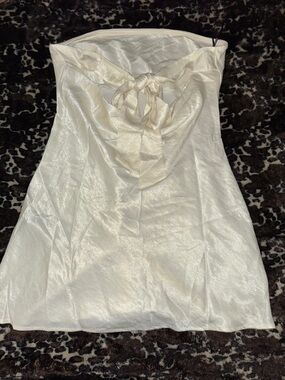 Forever 21 Ivory Satin Strapless Mini Dress